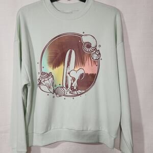 Snoopy surfing Green sweatshirt size Medium